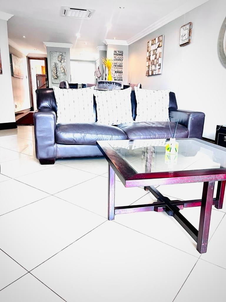 The Sails Penthouse With Private Rooftop Pool Durban Exterior photo